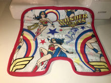 Load image into Gallery viewer, car seat protector, car seat pad, waterproof pad, accident pad, potty training pad, potty training, toilet training, pee pad, wee pad