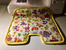 Load image into Gallery viewer, car seat protector, car seat pad, waterproof pad, accident pad, potty training pad, potty training, toilet training, pee pad, wee pad