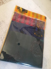 Load image into Gallery viewer, Reusable Bees Wax Food Wraps