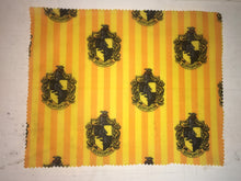 Load image into Gallery viewer, Reusable Bees Wax Food Wraps