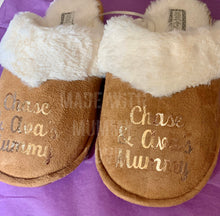 Load image into Gallery viewer, Personalised Mother’s Day slippers, Mother’s Day slippers, mum slippers