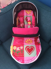 Load image into Gallery viewer, Peppa Pig/George Pig fabric Footmuff, Car Seat Footmuff & Accessories