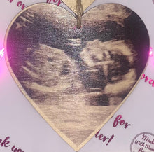 Load image into Gallery viewer, Keepsake baby scan heart
