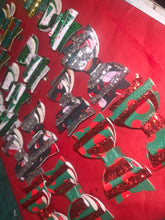Load image into Gallery viewer, Christmas bows
