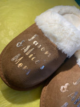 Load image into Gallery viewer, Personalised Mother’s Day slippers, Mother’s Day slippers, mum slippers
